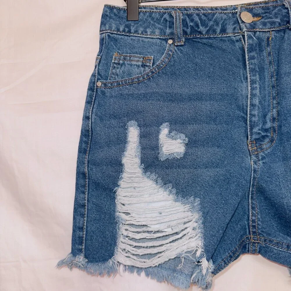 Refuge Denim Dark Wash High Waisted Distressed Mom Shorts size 7